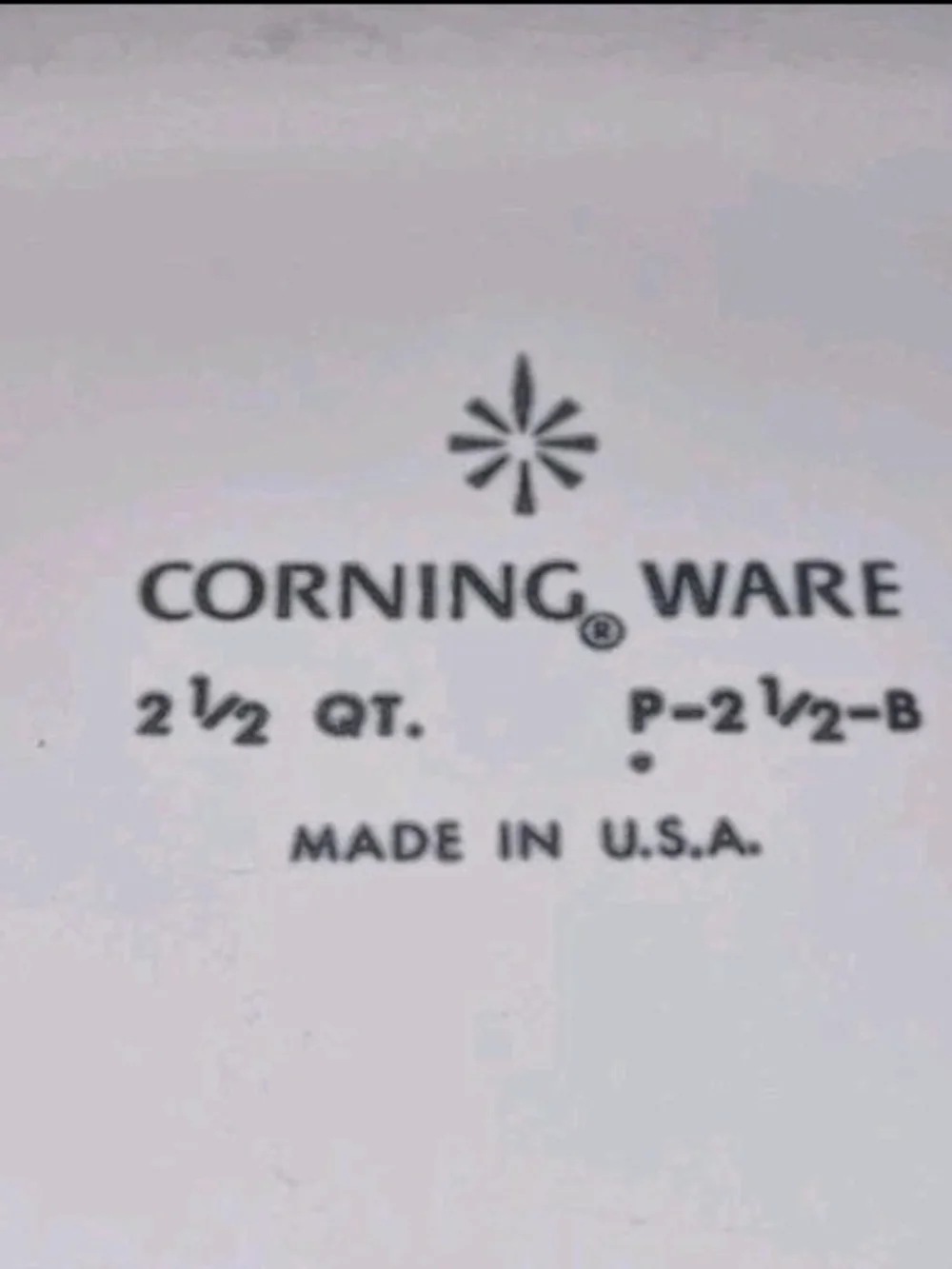Corning Ware  P-2 1/2-B  BLUE CORNFLOWER P- 2 1/2 Quart Clean with Lid USA